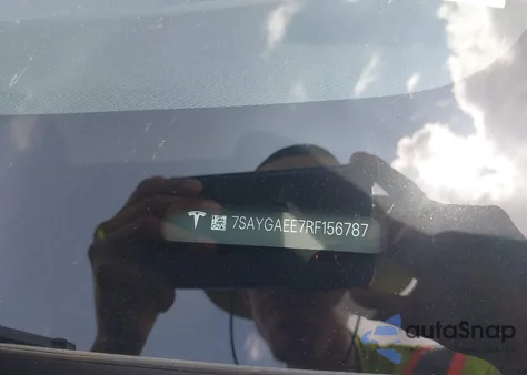 2024 Tesla Model Y Long Range Dual Motor All-Wheel Drive из США, поврежденный, VIN 7SAYGAEE7RF156787